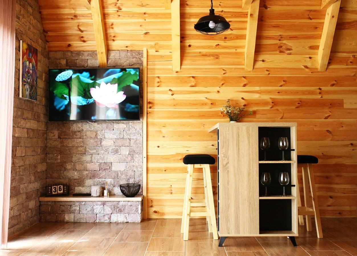 Mountain Chalet *